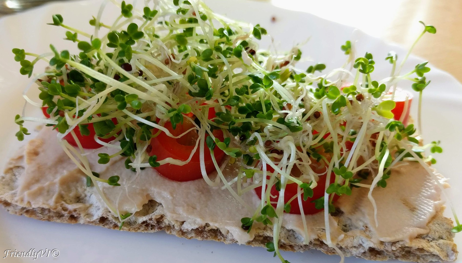 broccoli sprouts sandwhich