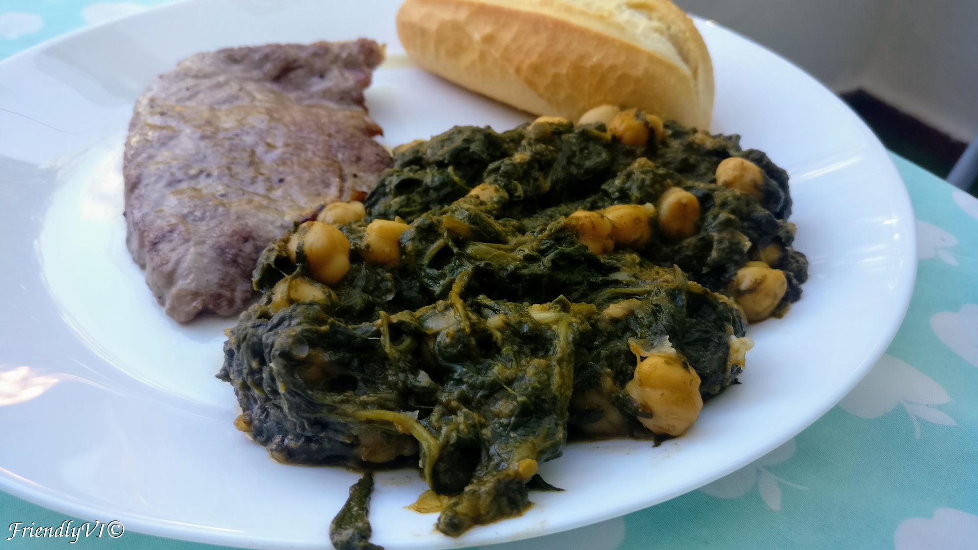 garbanzo beans with spinach