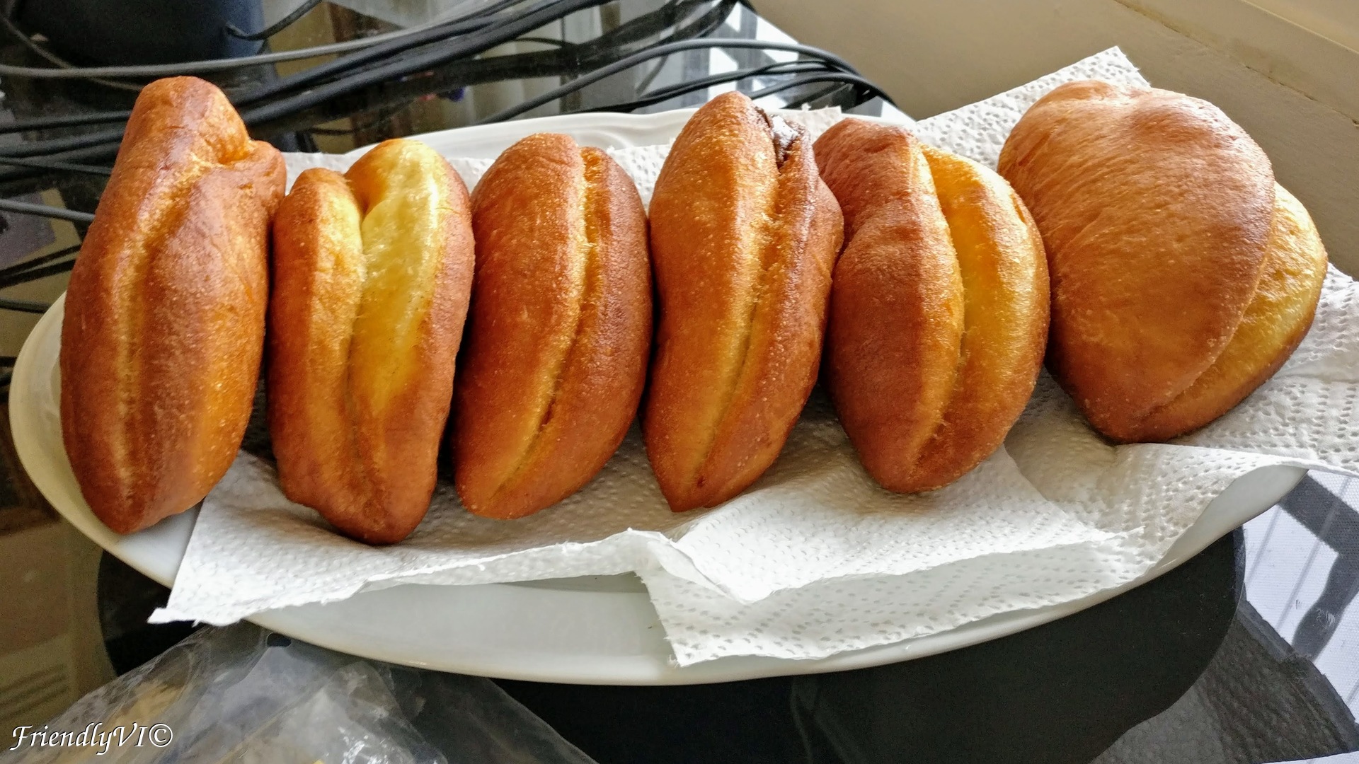 stuffed Romanian donuts
