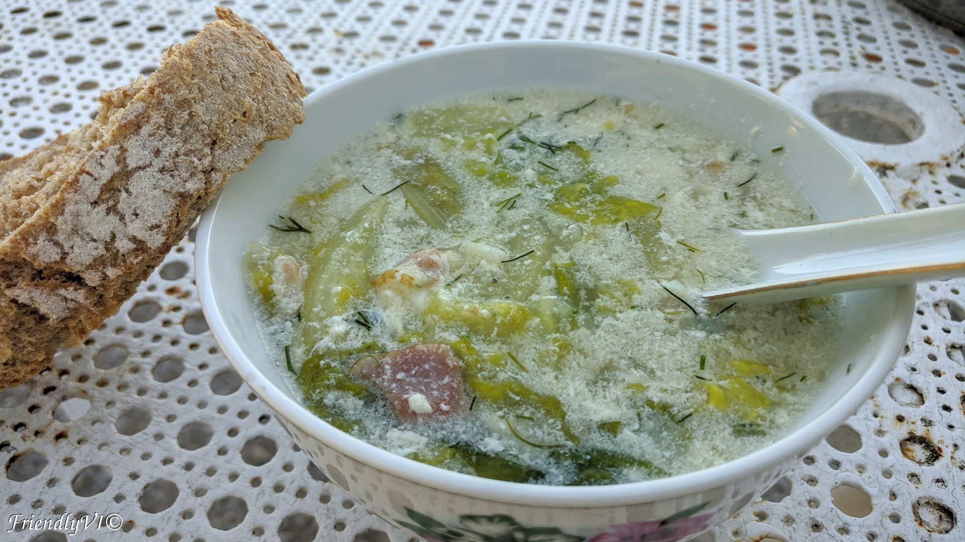 salad soup